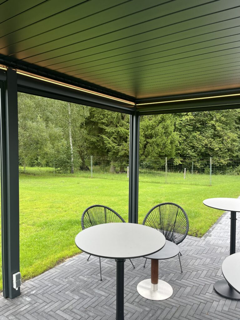 Pergolė 4 x 6 m. Sherolle Vila (9)