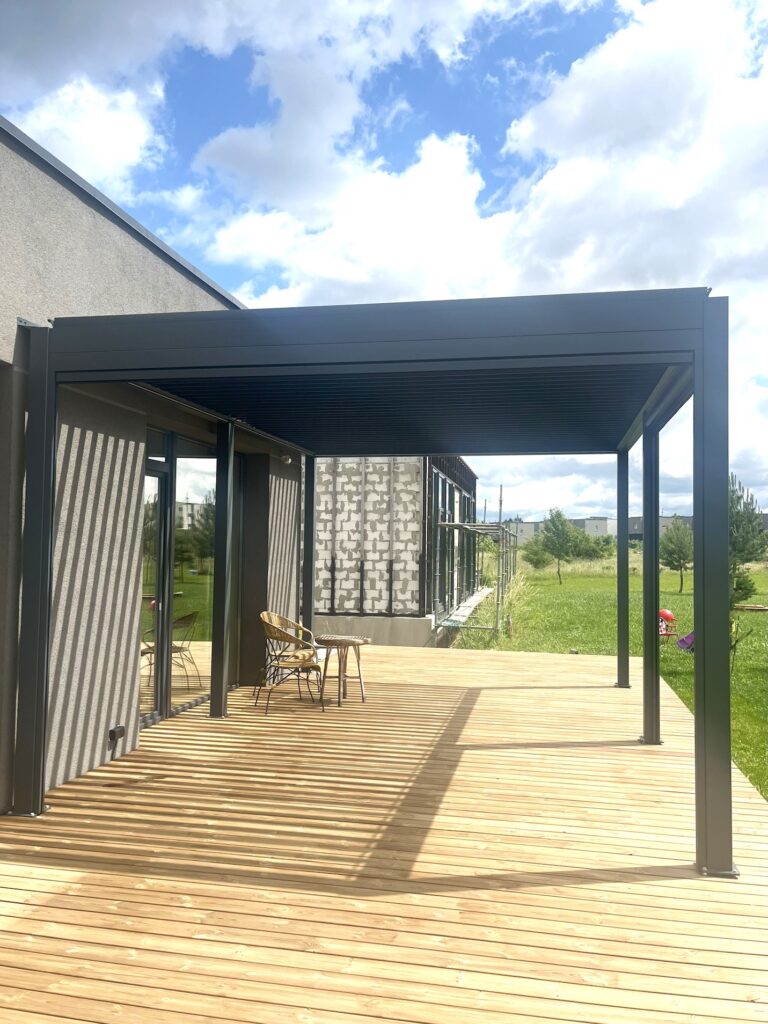 Pergolė 4 x 6 m. su ZIP roletais (3)