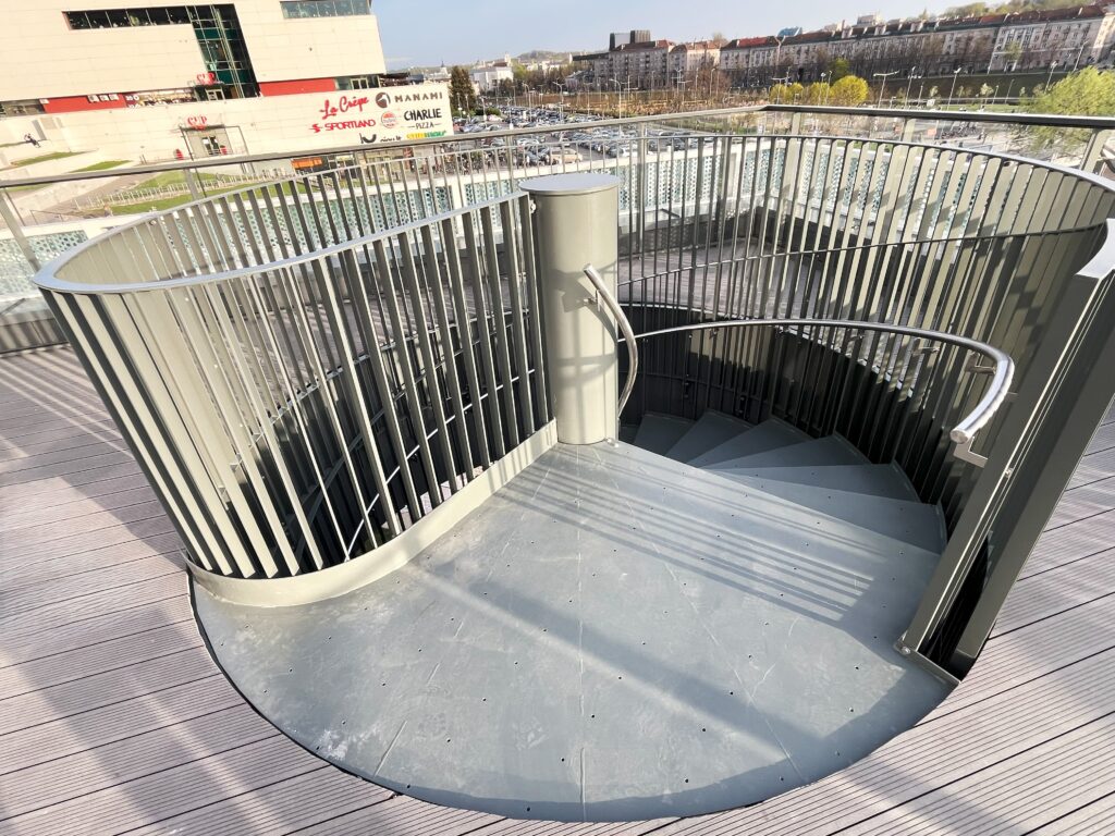 Viešbutis. Radisson Blu Hotel Lietuva, Vilnius (3)