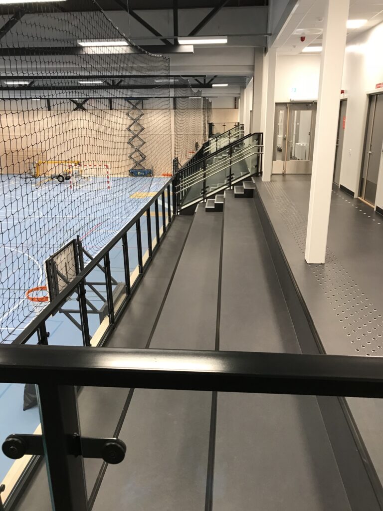 Daugiafunkcinis sporto kompleksas. Årvoll flerbrukshall, Oslas. Gamyba ir montavimas (1)