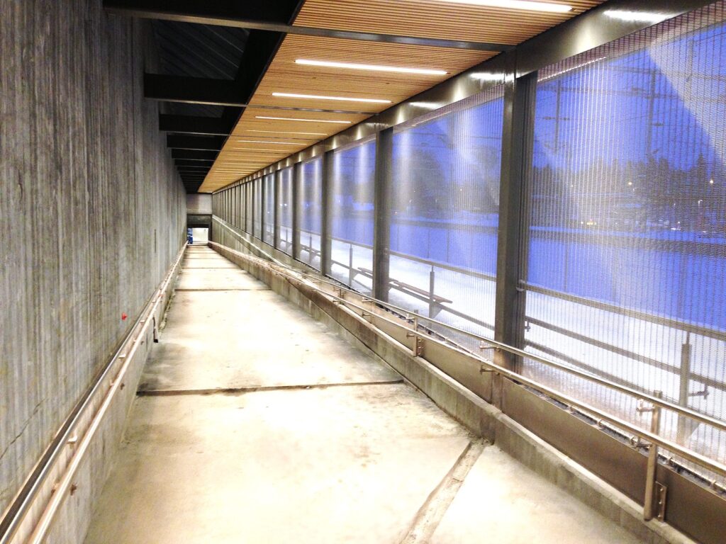 Traukinių stotis. Høvik stasjon (2)
